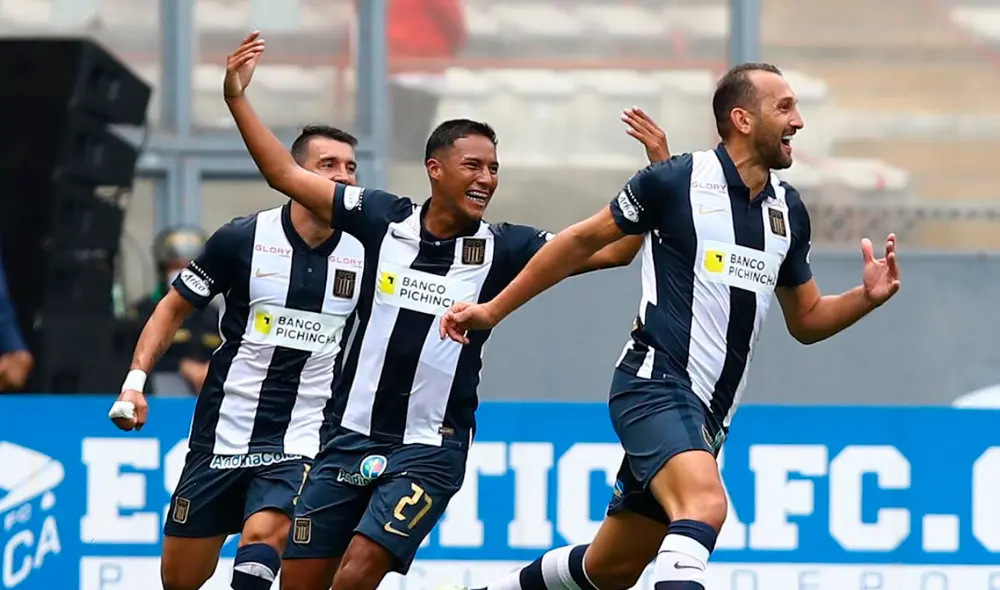 Los blanquiazules se quedaron con la primera final gracias al tanto de Barcos. Foto: Liga de Fútbol Profesional