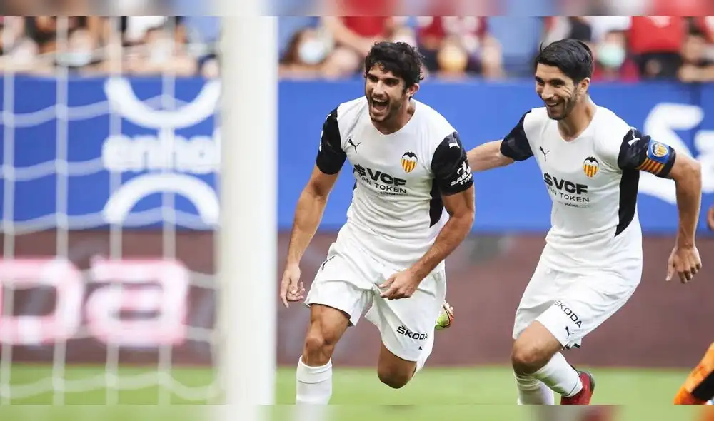 El Valencia vs. Rayo Vallecano se podrá ver desde las 10.15 a. m. (hora peruana). Foto: EFE