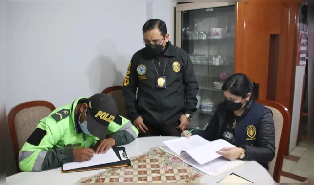 Tacna. Fiscalía y Policía Anticorrupción realizaron diligencias en viviendas, oficinas y hasta en el hospital Hipólito Unanue. Foto: Ministerio Público Tacna. Fiscalía y Policía Anticorrupción realizaron diligencias en viviendas, oficinas y hasta en el hospital Hipólito Unanue. Foto: Ministerio Público