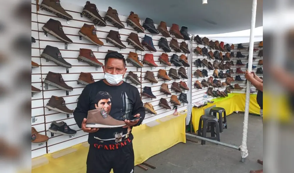 La Calzaferia cuenta con 65 stands de venta de zapatos. Foto: MDEP