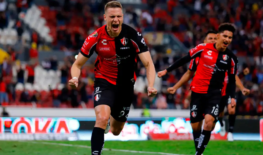 El argentino Julio Furch anotó el tanto que permitió el pase a semifinales de Atlas. Foto: Liga BBVA MX El argentino Julio Furch anotó el tanto que permitió el pase a semifinales de Atlas. Foto: Liga BBVA MX