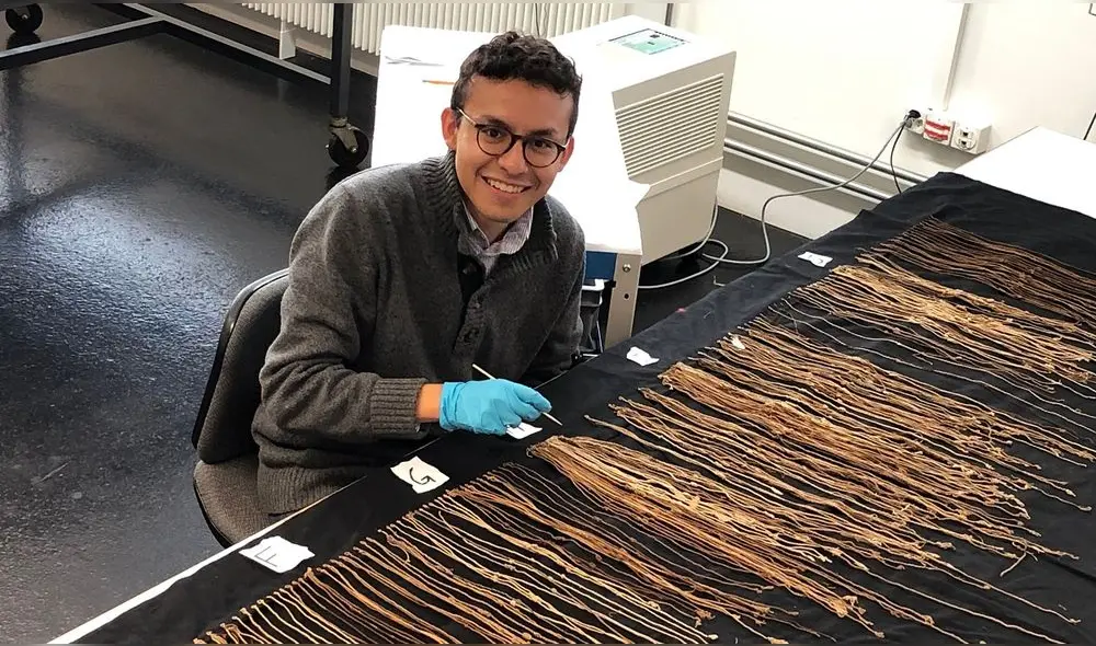 Manuel Medrano: En el archivo. con los quipus hallados en los archivos de un museo en Basilea, Suiza. Manuel Medrano: En el archivo. con los quipus hallados en los archivos de un museo en Basilea, Suiza.