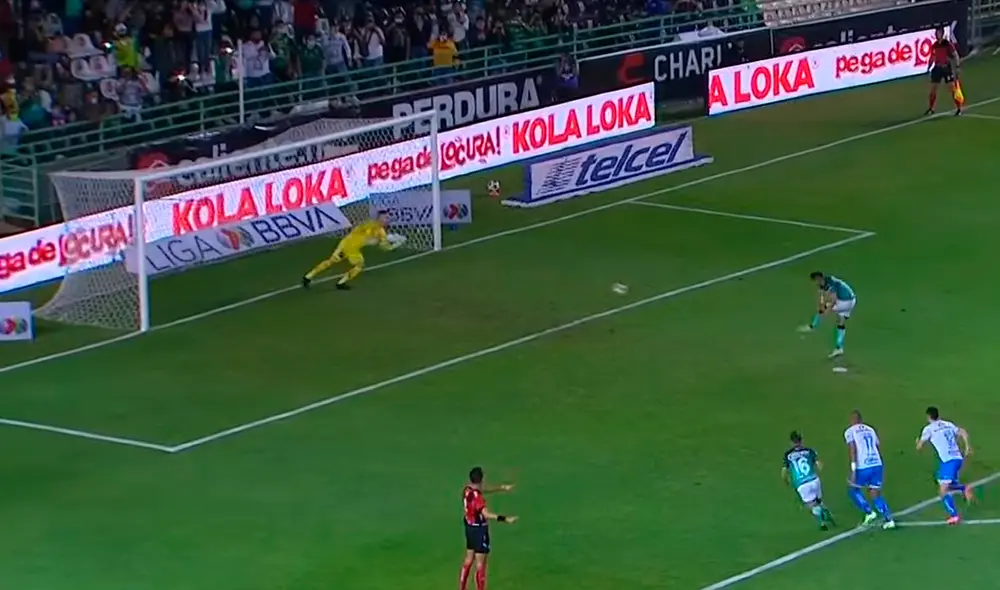 Ángel Mena marcó dos goles en la vuelta entre León y Puebla. Foto: captura de Claro Sports