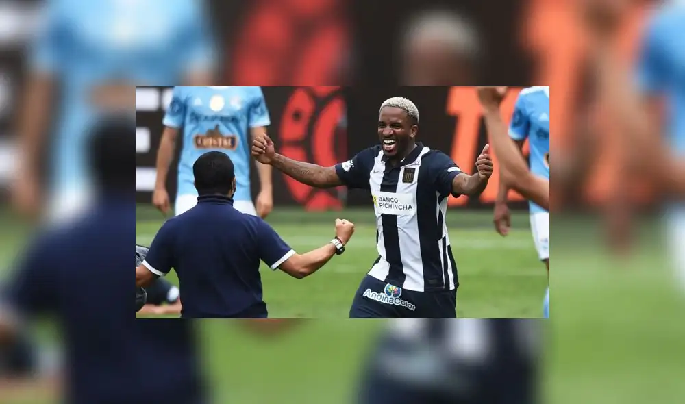 Jefferson Farfán marcó cuatro goles con la camiseta de Alianza Lima. Foto: AFP