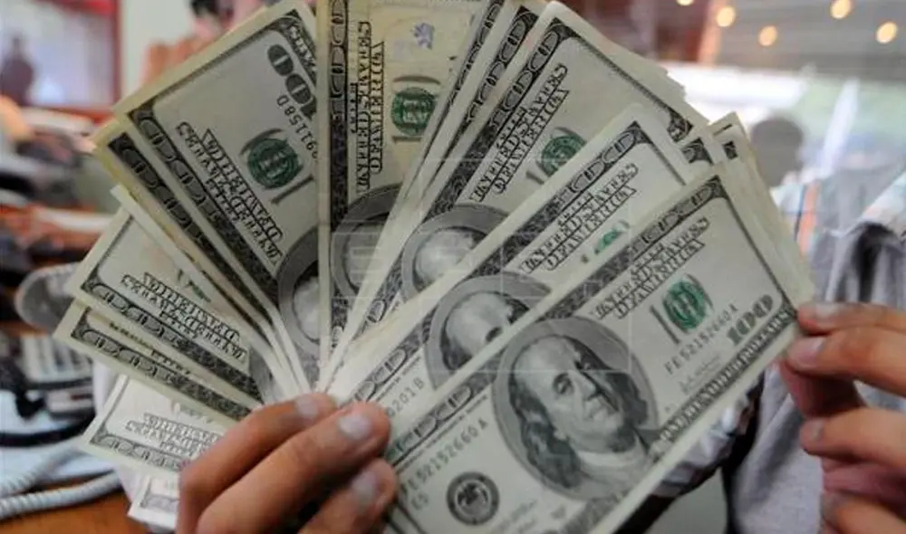 El precio del dólar BCV es la tasa oficial autorizada por el régimen de Nicolás Maduro para contrarrestar el mercado paralelo. Foto: EFE El precio del dólar BCV es la tasa oficial autorizada por el régimen de Nicolás Maduro para contrarrestar el mercado paralelo. Foto: EFE