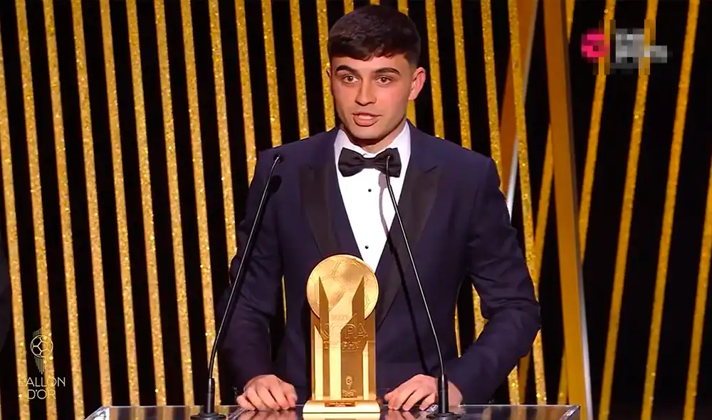 Pedri ganó el Trofeo Kopa en la ceremonia del Balón de Oro 2021. Foto: captura de TNT Sports