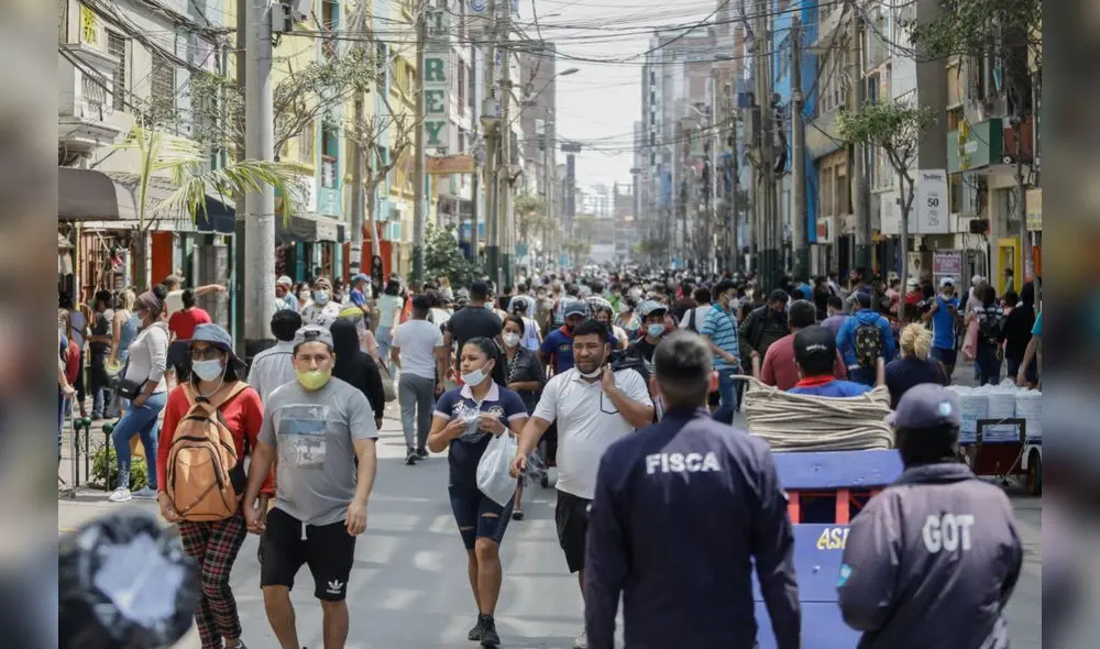 Gamarra y Mesa Redonda son muy concurridos durante Navidad y Año Nuevo. Foto: La República Gamarra y Mesa Redonda son muy concurridos durante Navidad y Año Nuevo. Foto: La República