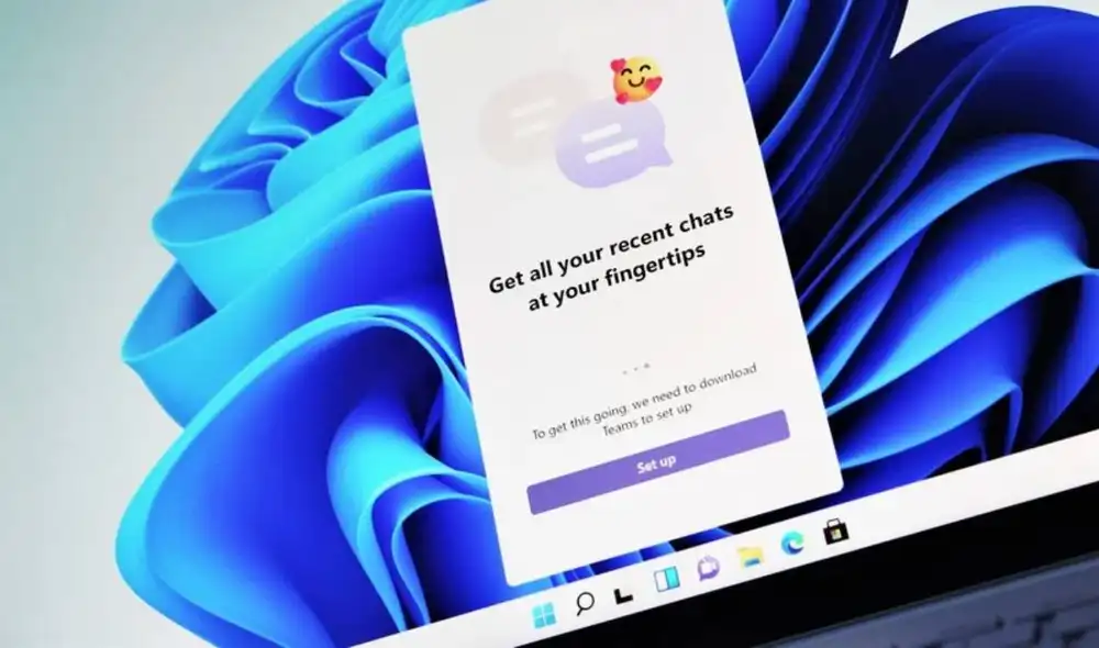 A fines de los años 90, Microsoft fue acusada de bloquear la competencia integrando Internet Explorer a Windows 98. Ahora, es acusada de lo mismo por Teams en Windows 11 ante la Unión Europea. Foto: Windows Central