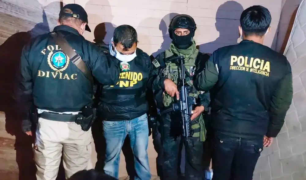 Ministro Guillén señaló que dos policías estarían involucrados en esta organización. Foto: Andina Ministro Guillén señaló que dos policías estarían involucrados en esta organización. Foto: Andina