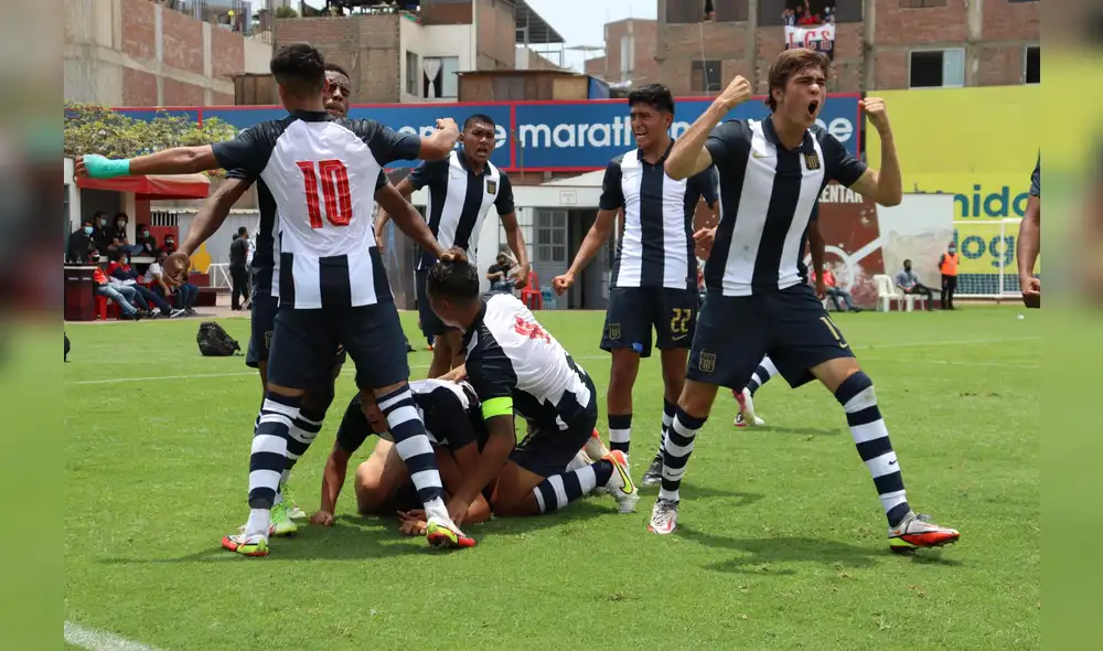 Alianza Lima y Sporting Cristal disputan la final de la Copa Generación en la Videna. Foto: Twitter Alianza History