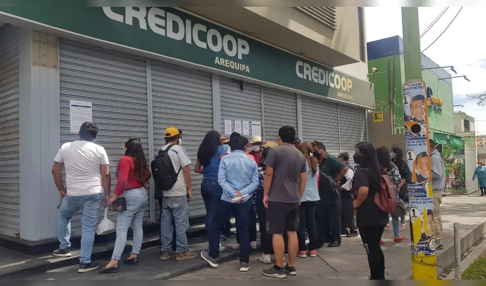 Socios de cooperativa sorprendidos por repentino cierre. Foto: URPI/Alexis Choque