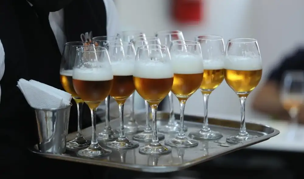 A inicios de este año se incrementó el ISC para las bebidas alcohólicas. Foto: SNI