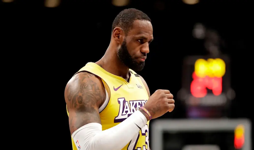 LeBron James promedia esta temporada 25,8 puntos, 5,2 rebotes y 6,8 asistencias. Foto: GLR