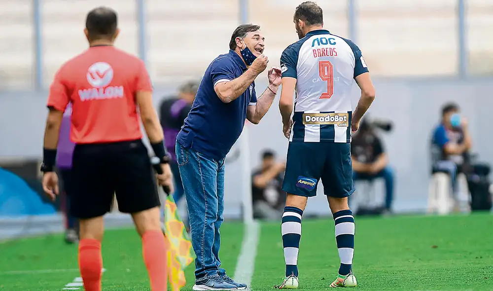 Experiencia. Carlos Bustos ha dirigido en tres países: Argentina, México y Perú. Destacó con Dorados, Morelia y Alianza Lima. Foto: difusión