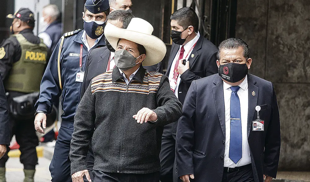 En evidencia. El presidente Castillo y su exsecretario Pacheco tuvieron reuniones con López. Foto: Félix Contreras/La República