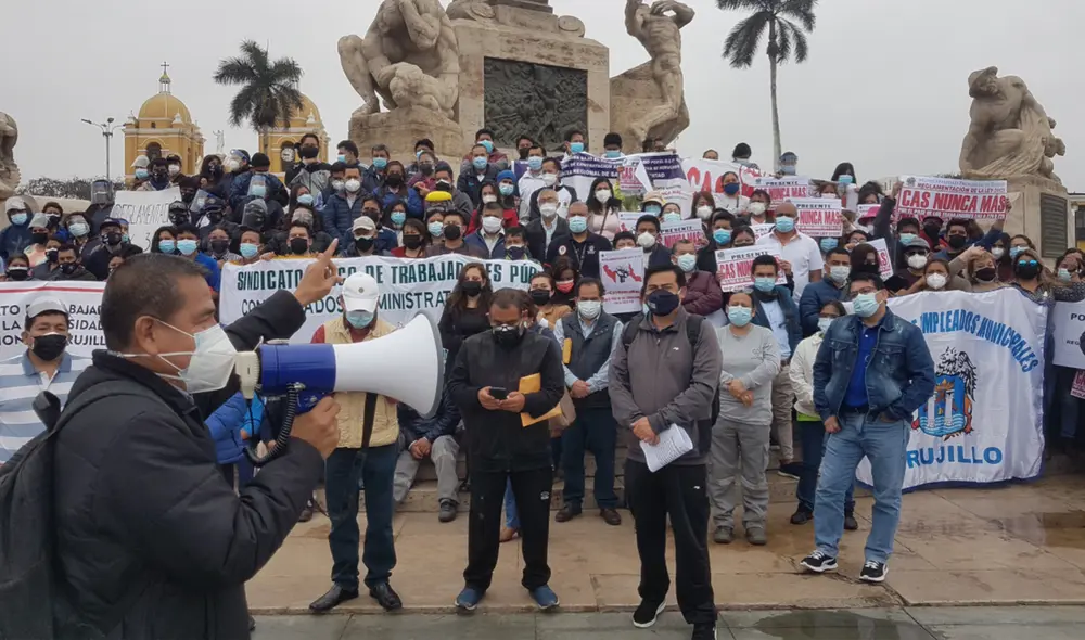 La mayoría de los CAS ganan menos de S/ 2.000 mensuales y solo un sector del menos del 20% gana por encima de los S/ 4.000. Foto: La República La mayoría de los CAS ganan menos de S/ 2.000 mensuales y solo un sector del menos del 20% gana por encima de los S/ 4.000. Foto: La República
