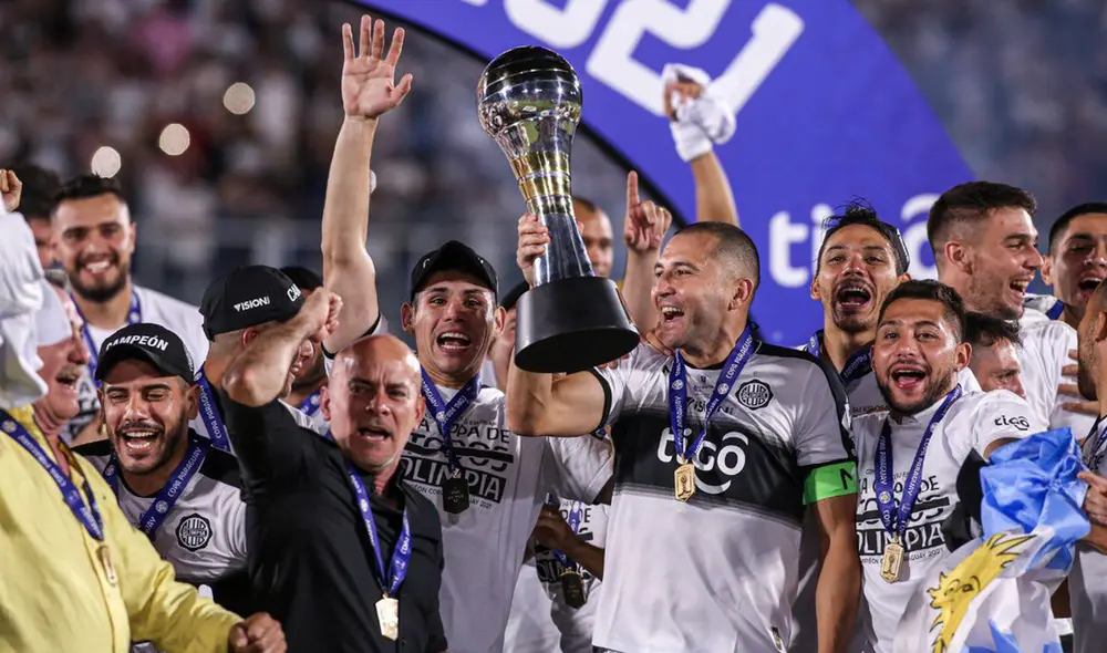 Olimpia conquistó la Copa Paraguay. Fuente: Composición Olimpia Olimpia conquistó la Copa Paraguay. Fuente: Composición Olimpia