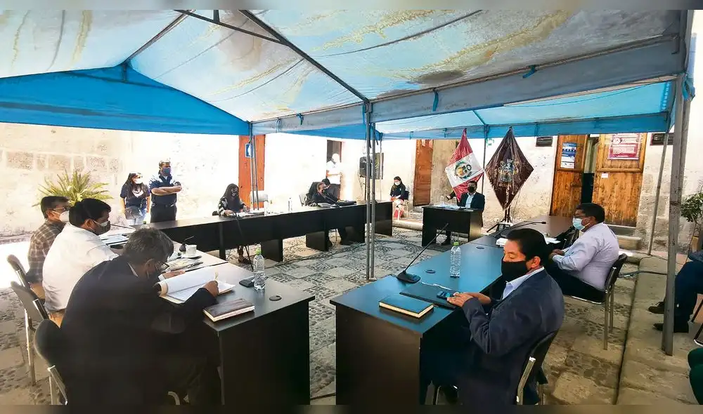 Acuerdo. Consejeros al fin se pusieron de acuerdo y declararán la vacancia por la causal de muerte de vicegobernador. Foto: La República