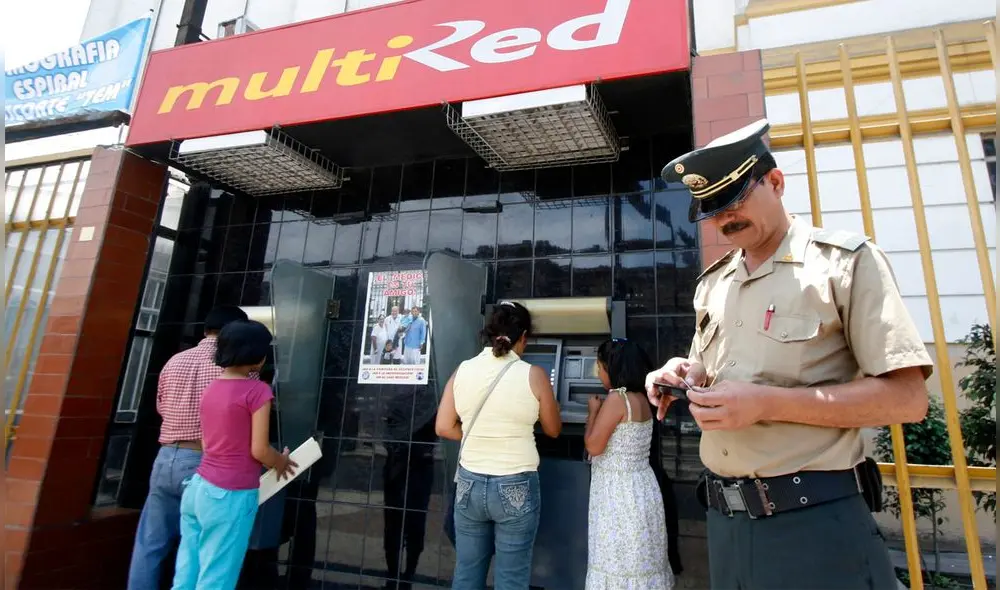 Veliz Noriega anunció que reforzarán vigilancia en cajeros de bancos de la región. Foto: Andina. Veliz Noriega anunció que reforzarán vigilancia en cajeros de bancos de la región. Foto: Andina.