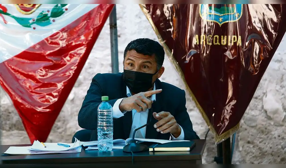 Legalista. Zúñiga dice que no votó por la vacancia debido a que no tenía claro el marco legal. Legalista. Zúñiga dice que no votó por la vacancia debido a que no tenía claro el marco legal.