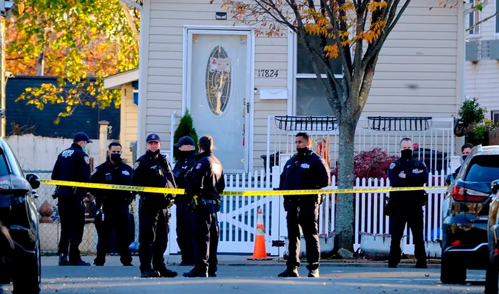 El miércoles por la noche, amigos del vecindario donde vivió la víctima se reunieron para recordarla. Foto: referencial/NY Daily News