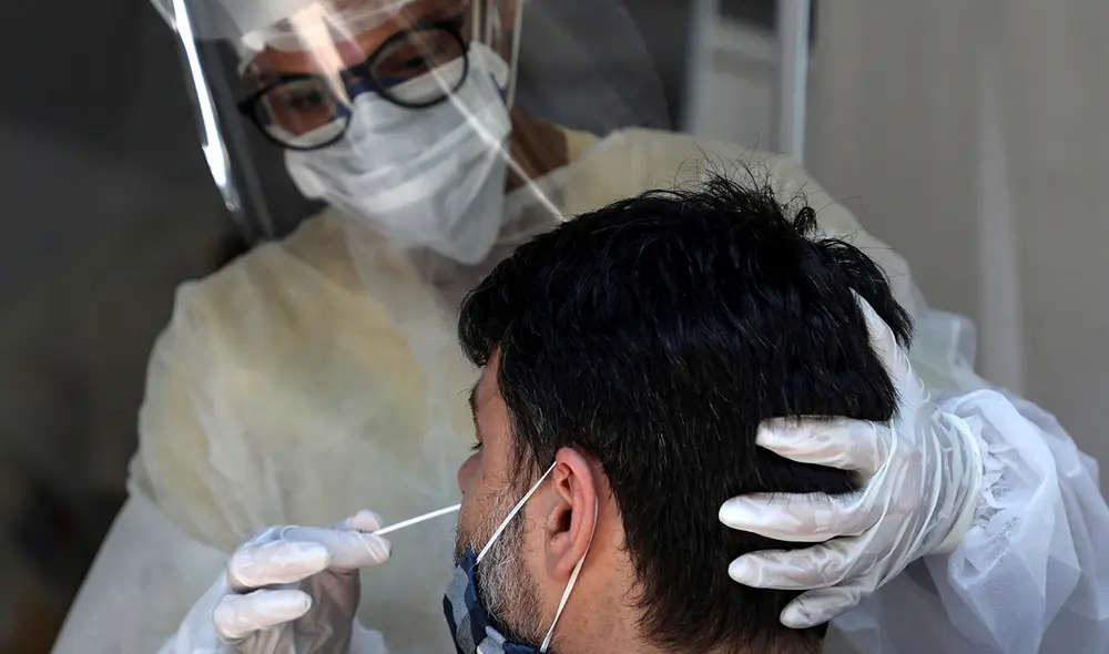 Brasil investiga otros posibles casos del nuevo linaje del SARS-CoV-2 en pasajeros que llegaron recientemente procedentes de diversos países del continente africano. Foto. EFE