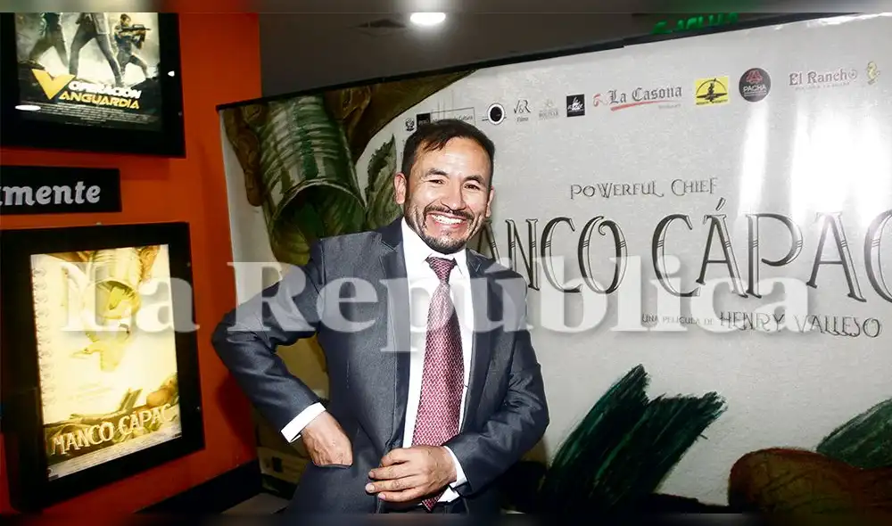 Henry Vallejos. En el estreno de su cinta en Puno. Vallejos es un aspirante a los Premios Oscar 2022. Foto: Juan Carlos Cisneros/La República