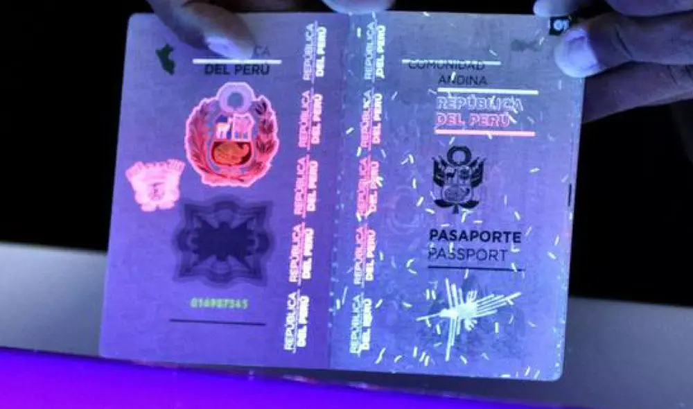 Aunque la cita para la obtención del pasaporte electrónico se puede hacer virtualmente, el trámite sigue siendo presencial. Foto: Andina