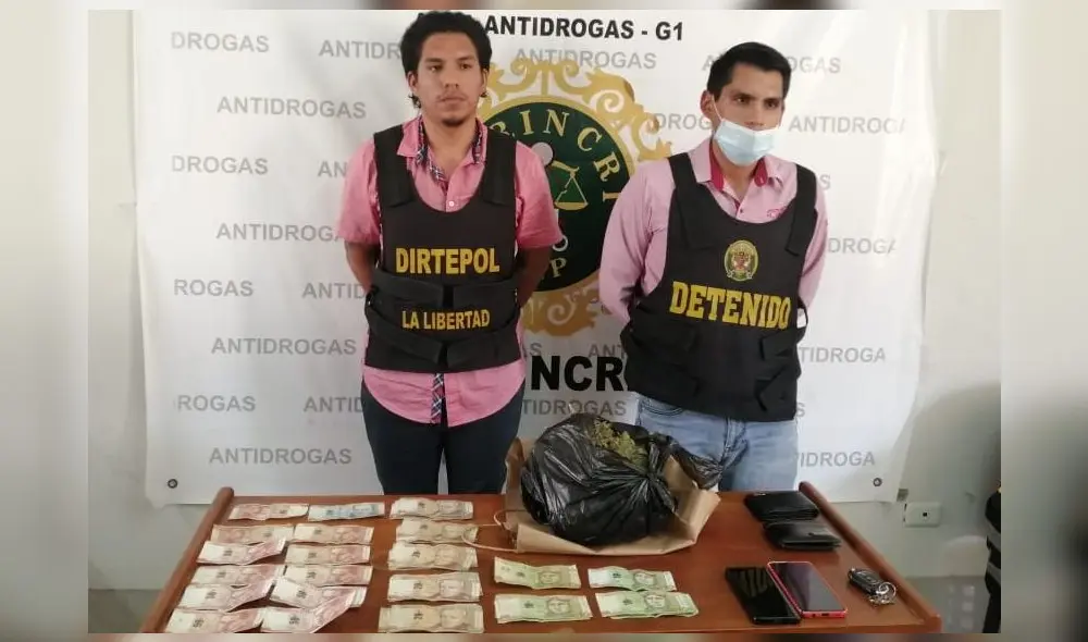 Se les incautó 2 equipos celulares y la suma 1.280 soles. Foto: PNP