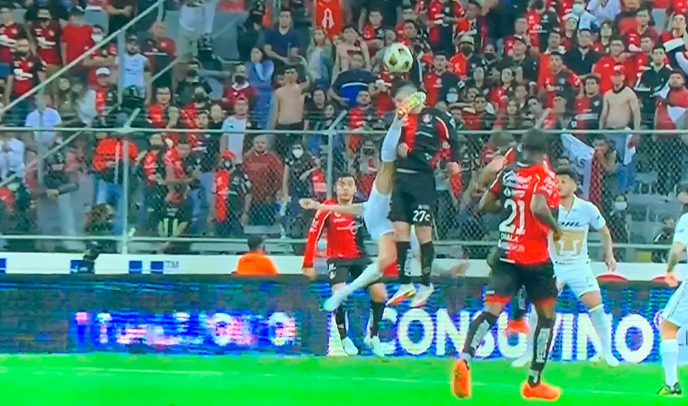 Dinenno anotó el 1-0 de Pumas sobre Atlas a los 77 minutos. Foto: captura de TUDN