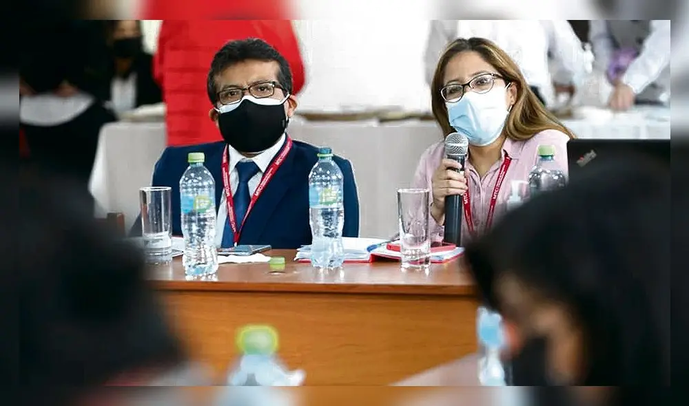 Exfuncionaria. Postuló por Cusco al Congreso de la República en las elecciones pasadas a través del Partido Nacionalista. Exfuncionaria. Postuló por Cusco al Congreso de la República en las elecciones pasadas a través del Partido Nacionalista.