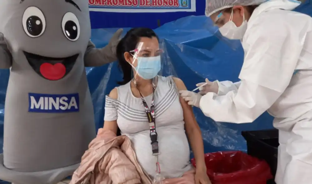 Minsa aplicó más de 43 millones de dosis contra la COVID-19 a nivel nacional. Foto: Minsa Minsa aplicó más de 43 millones de dosis contra la COVID-19 a nivel nacional. Foto: Minsa