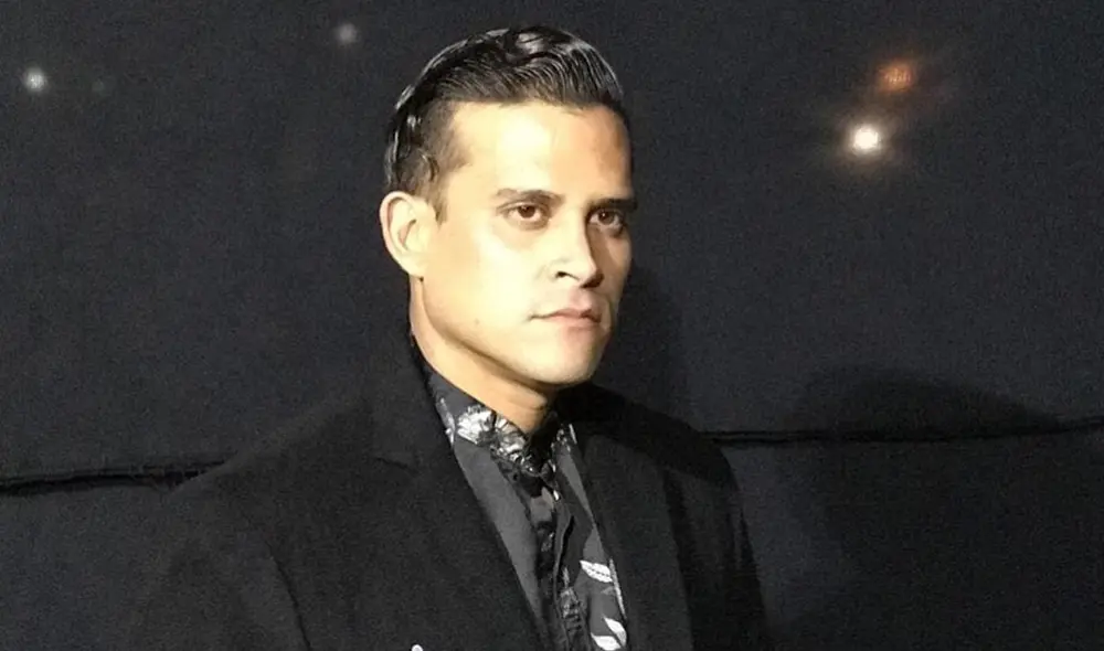 Christian Domínguez reveló que se enteró de la infidelidad cuando leyó conversaciones de su Messenger en una cabina de internet. Foto: Captura / Instagram Christian Domínguez reveló que se enteró de la infidelidad cuando leyó conversaciones de su Messenger en una cabina de internet. Foto: Captura / Instagram