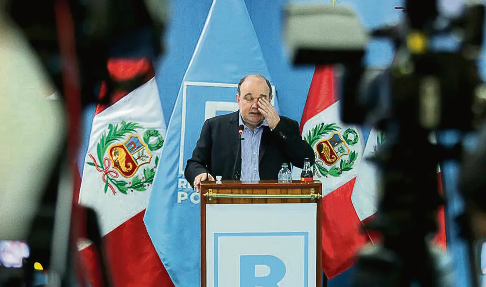 Reacio. López Aliaga ayer dijo que el presidente Castillo no estaría en condiciones de entenderlo, aunque en el debate presidencial el excandidato de RP tuvo problemas para dejarse entender. Foto: John Reyes/ La República