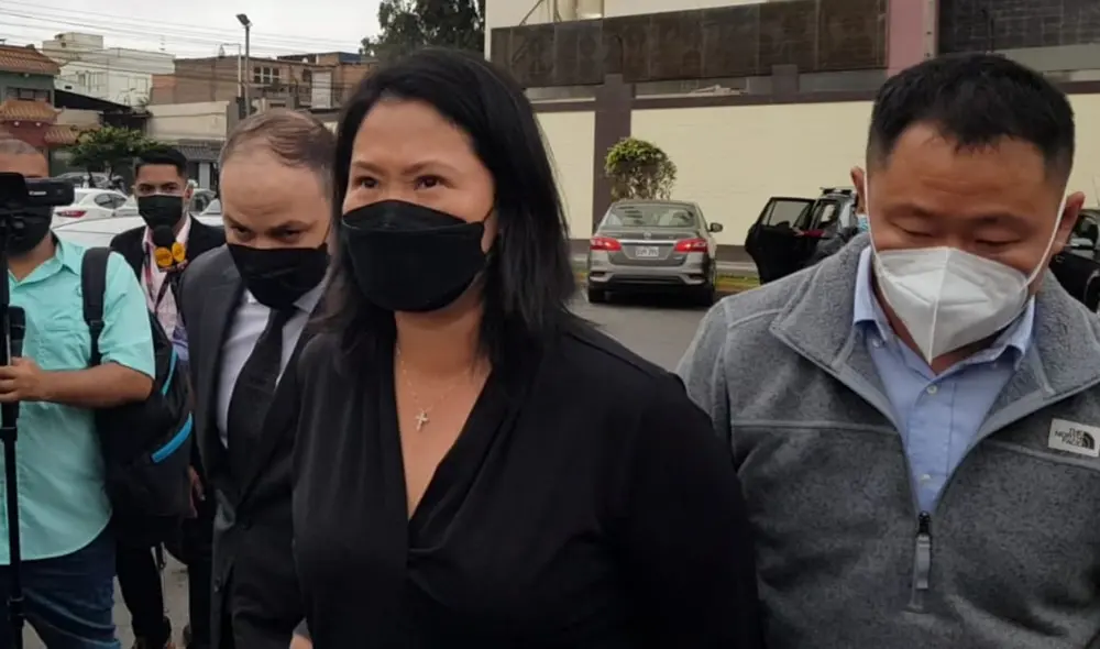 Keiko Fujimori; su esposo, Mark Vito; y Kenji Fujimori. Foto: Deysi Portuguez/URPI-LR