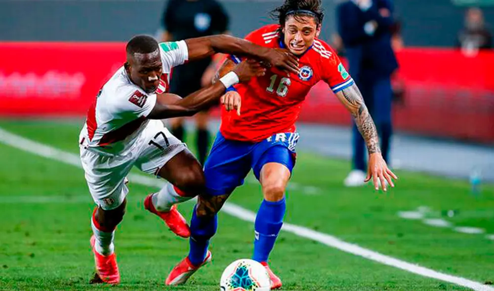 Montecinos aseguró que enfrentar a Advíncula le dejó "un recuerdo imborrable". Foto: AFP