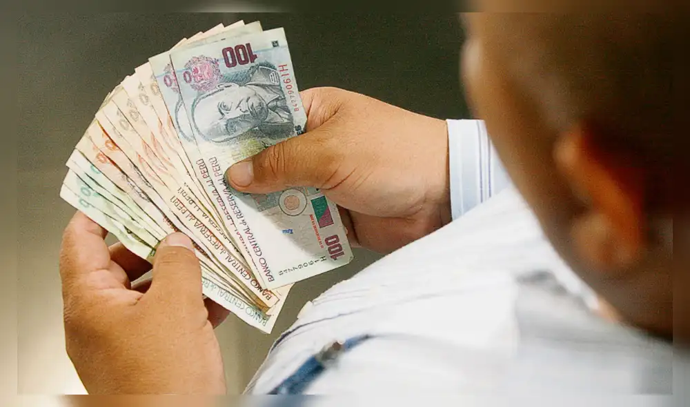 En diciembre, las y los trabajadores del sector formal reciben su gratificación de acuerdo a la ley. Foto: El Popular