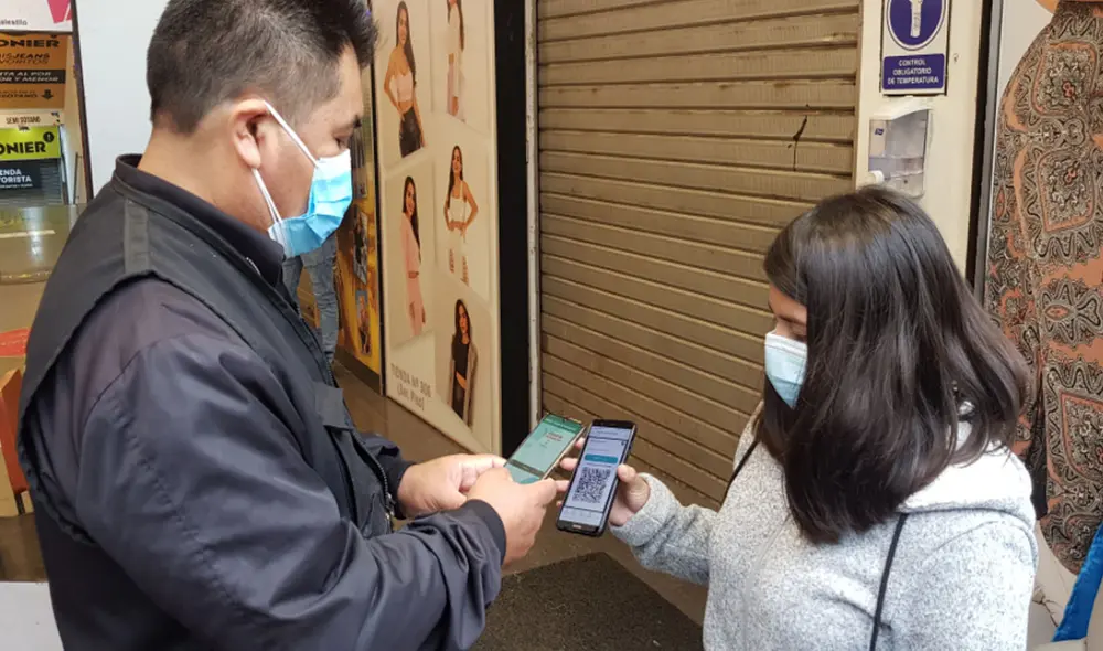 Carnet de vacunación es obligatorio desde hoy, 10 de diciembre. Foto: URPI-LR Carnet de vacunación es obligatorio desde hoy, 10 de diciembre. Foto: URPI-LR