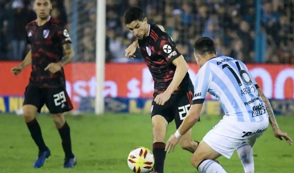 Los millonarios llegan al partido como campeones del torneo argentino. En la fecha pasada perdieron 2-3 ante Defensa y Justicia. Foto: Efe Los millonarios llegan al partido como campeones del torneo argentino. En la fecha pasada perdieron 2-3 ante Defensa y Justicia. Foto: Efe