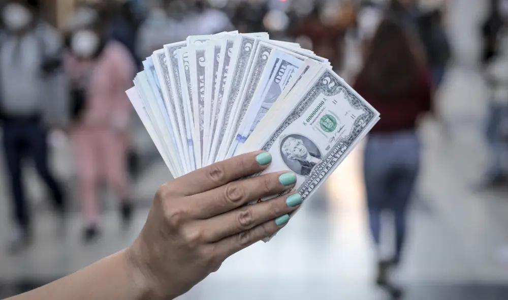 Conoce cuál es el precio del dólar en Perú hoy sábado 11 de diciembre del 2021. Foto: La República Conoce cuál es el precio del dólar en Perú hoy sábado 11 de diciembre del 2021. Foto: La República