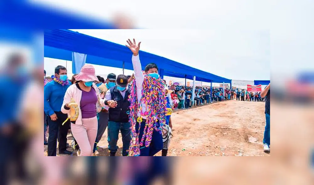 Alcalde Freddy Huashualdo está en campaña. Alcalde Freddy Huashualdo está en campaña.