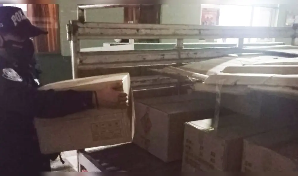 Los intervenidos fueron identificados como Javier Rivera de 55 años y Lidia Rivera de 59. Foto: PNP