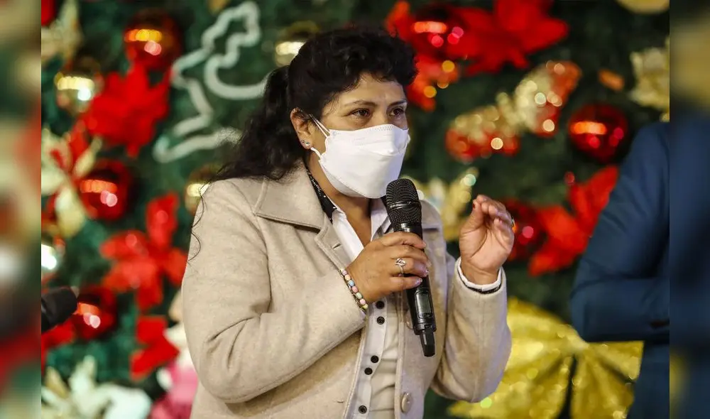 "Que el espíritu de hermandad llene de buena voluntad el corazón de todas nuestras hermanas y hermanos peruanos con quiénes más lo necesitan", dijo Lilia Paredes en su saludo por Navidad. Foto: Twitter/LiliaParedes "Que el espíritu de hermandad llene de buena voluntad el corazón de todas nuestras hermanas y hermanos peruanos con quiénes más lo necesitan", dijo Lilia Paredes en su saludo por Navidad. Foto: Twitter/LiliaParedes