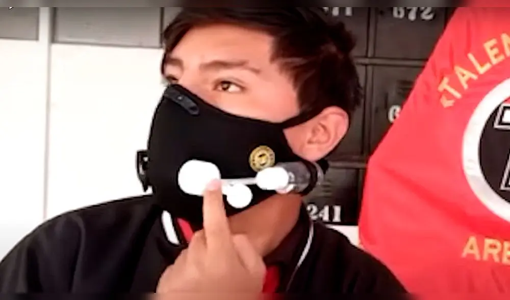 Sebastián Uría Valdivia inventó una mascarilla beneficiosa para aquellas personas que sufren de sinusitis, asma e incluso para aquellas que atraviesan un resfriado. Foto: Indecopi