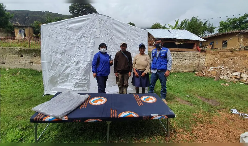 Carpas y camas se instalan en Quelucas para albergar a damnificados del terremoto en Amazonas. Foto: Diresa Amazonas. Carpas y camas se instalan en Quelucas para albergar a damnificados del terremoto en Amazonas. Foto: Diresa Amazonas.
