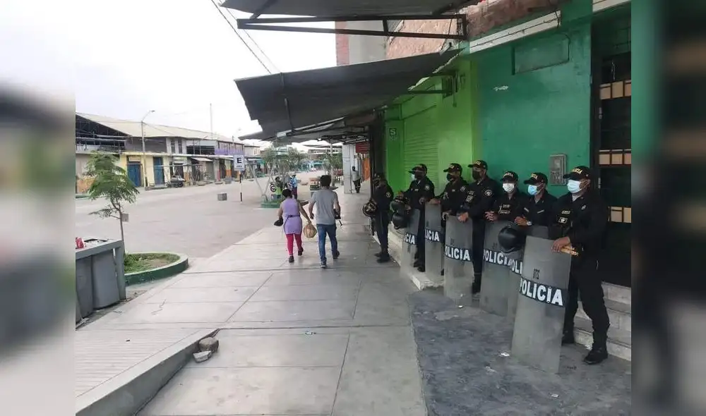 PNP mantuvo el orden en complejo de mercados. Foto: Municipalidad de Piura.