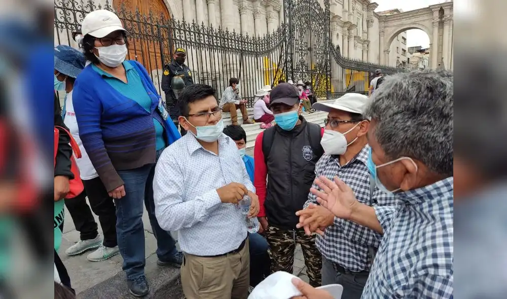 En Arequipa esperan llegar a por lo menos unas 4.000 personas inscritas. Los socios afectados que deseen inscribirse pueden hacerlo en la calle 2 de mayo N°612, en el Cercado. Foto: Zintia Fernández/La República En Arequipa esperan llegar a por lo menos unas 4.000 personas inscritas. Los socios afectados que deseen inscribirse pueden hacerlo en la calle 2 de mayo N°612, en el Cercado. Foto: Zintia Fernández/La República