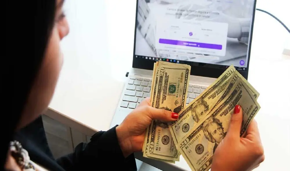 El 60% de las transacciones registradas corresponden a la compra de dólares. Foto: Andina.