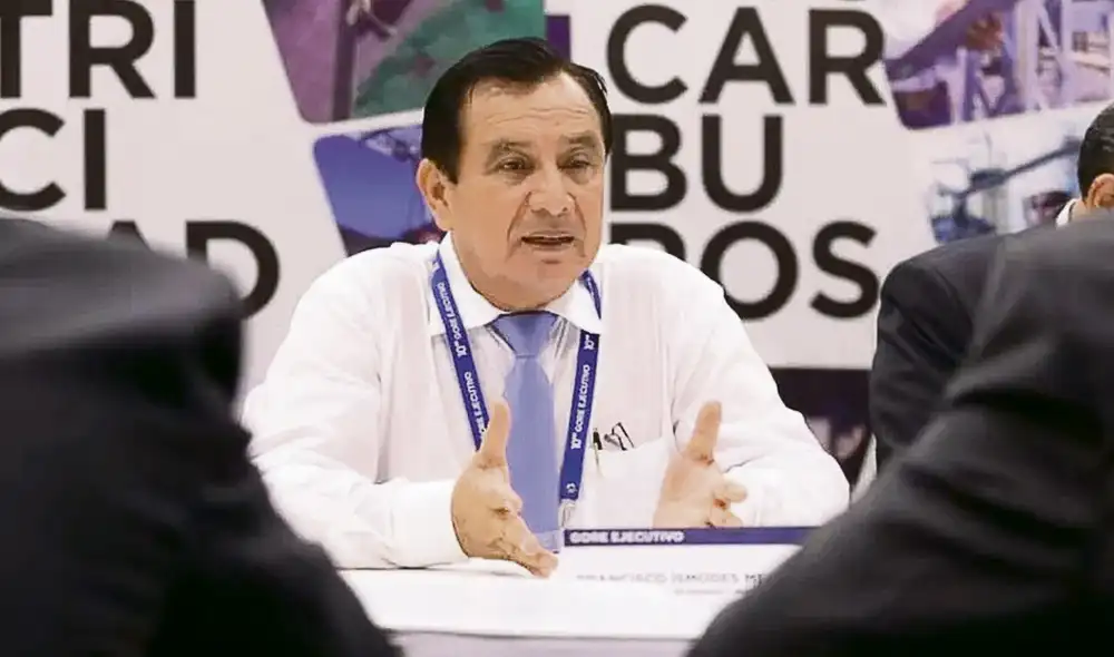 Fugitivo. El gobernador regional de Ucayali, Francisco Antonio Pezo Torres, logró huir por una salida escondida de su oficina. Foto: difusión