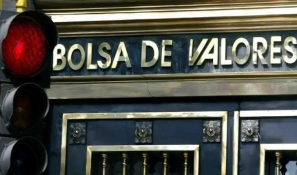 Los sectores servicios y electricidad se mantuvieron sin variación. Foto: Efe.